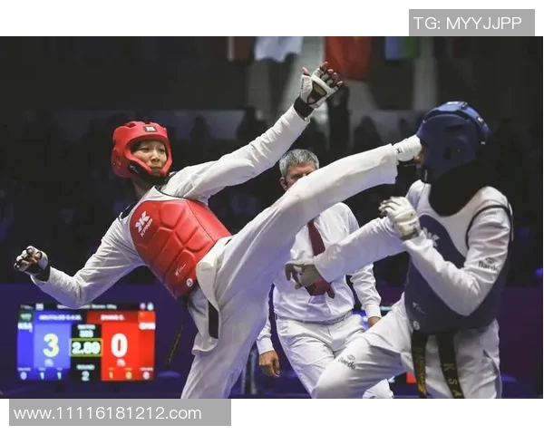 中国跆拳道世锦赛夺金,教练组泪洒赛场